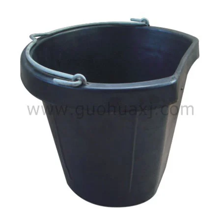 BB012A Rubber Bucket, 12 L